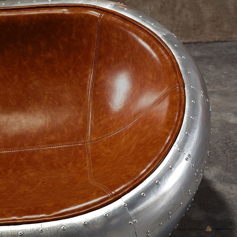 飞行员双人沙发带钉头装饰的工业双人沙发棕色人造皮革飞机铝合金双人座椅