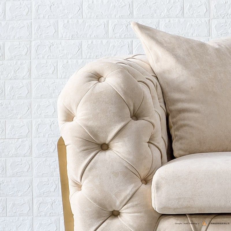 米黄色现代91英寸切斯特菲尔德沙发3座按钮簇绒背部皮革面料