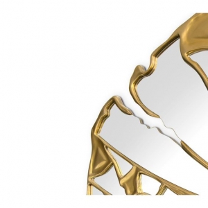 梦幻巴黎的镜子  秩序是理性的快乐，混乱是情感的快乐。一眼望去，那些看似混乱混乱的东西可以获得一种新的意义，能够激励和伤害我们。