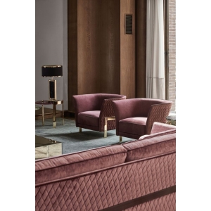 现代客厅设计的诱人弧形沙发  曲线沙发，作为一个现代化的客厅，是今年室内设计界的主要趋势之一。毫无疑问，这种特定的模式很突出。西