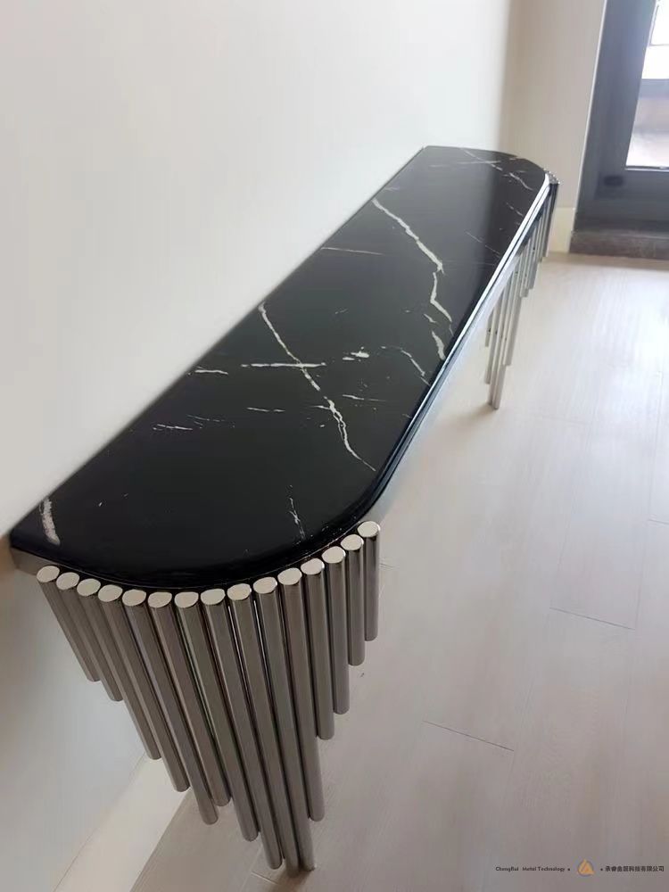 现代金属玄关端景台