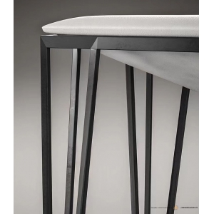 NOVIKOV DESIGNSSTRABO STOOL